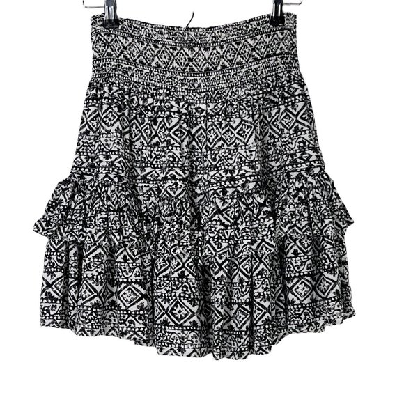Lauren Ralph Lauren Dresses & Skirts - Lauren Ralph Lauren Black White Tiered Smocked Ruffle Full Mini Skirt Size 4P